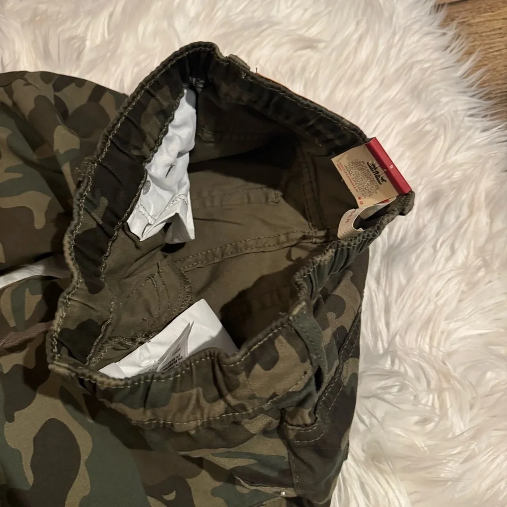 Levi’s‎ Boys Size 8 Green Camo Slim Stretch Jogger Pants NWT